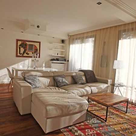 George Apartment In Neuilly Eksteriør billede