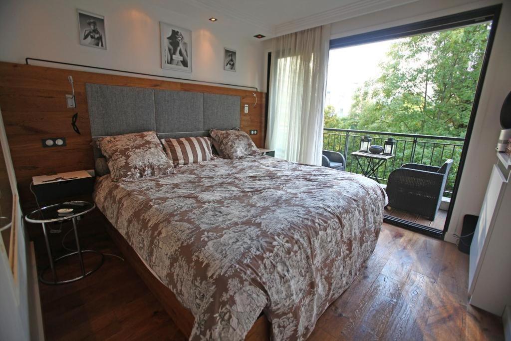 George Apartment In Neuilly Eksteriør billede
